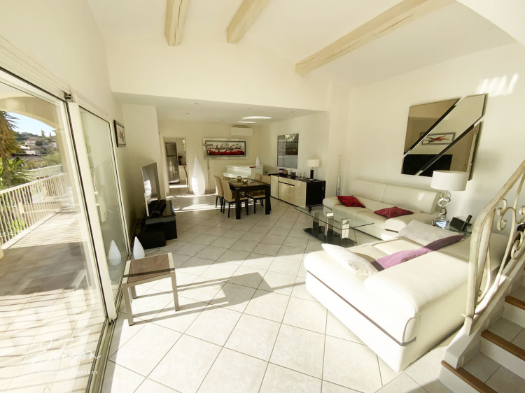 Biens immobiliers à vendre sur Carqueiranne, Hyères Edison Property
