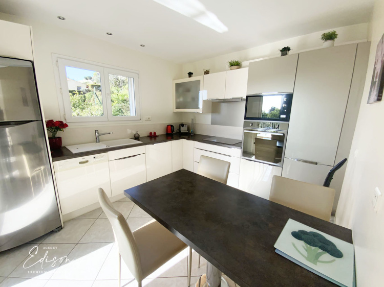 Biens immobiliers à vendre sur Carqueiranne, Hyères Edison Property